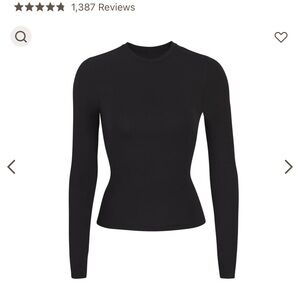 SKIMS LONG SLEEVE T-SHIRT